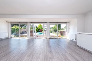 Photo 16- click for photo gallery